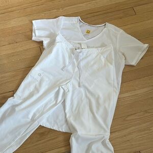 White scrubs size small